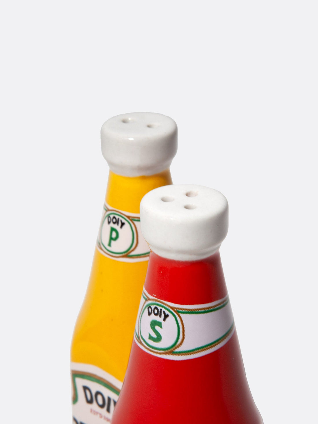DOIY Salz&Pfefferstreuer “Corner Shop” in buntem Design für stilvolle Tischdekoration. Perfekt für jeden Anlass.