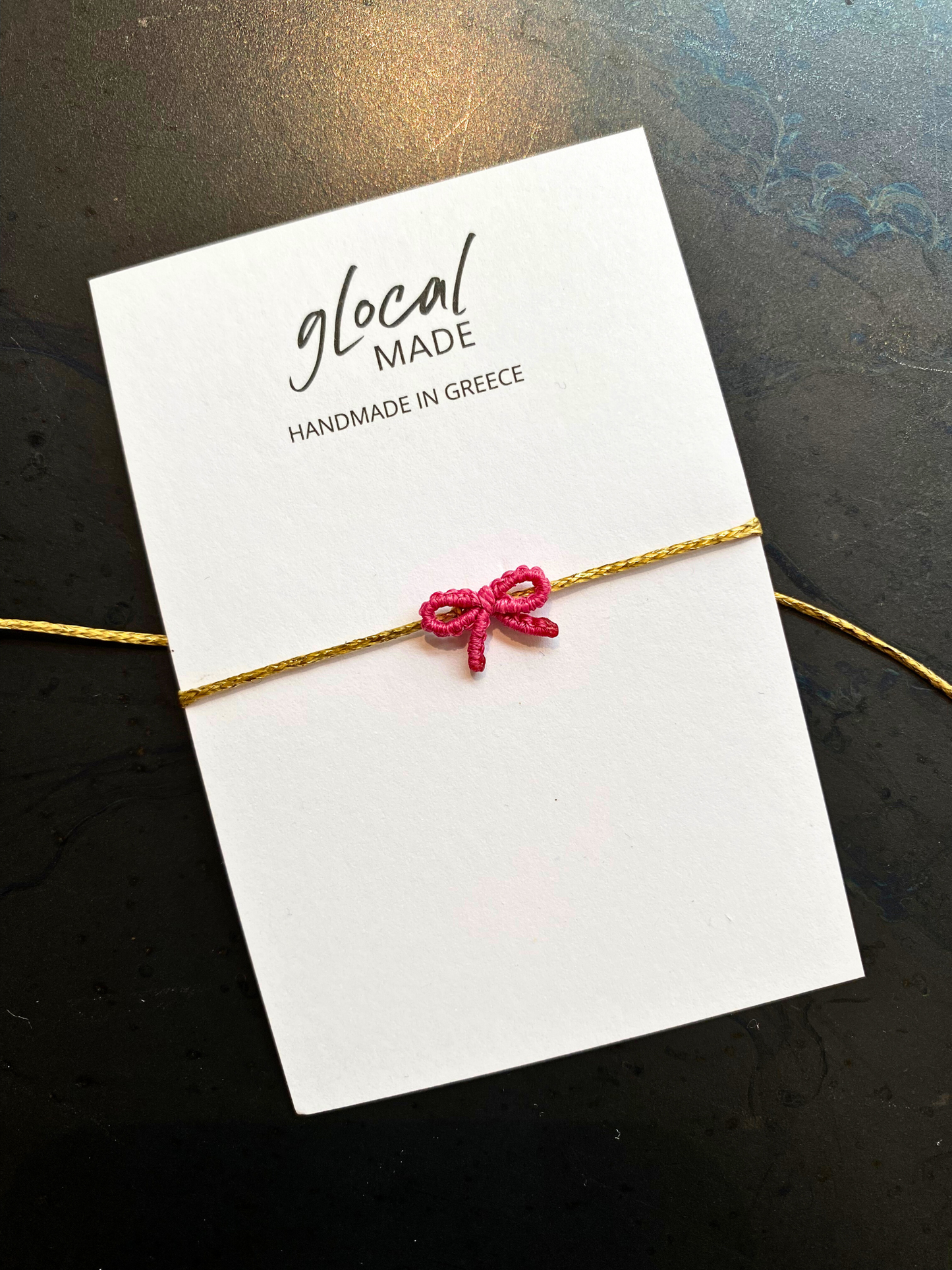 GlocalMade Armband Schleife