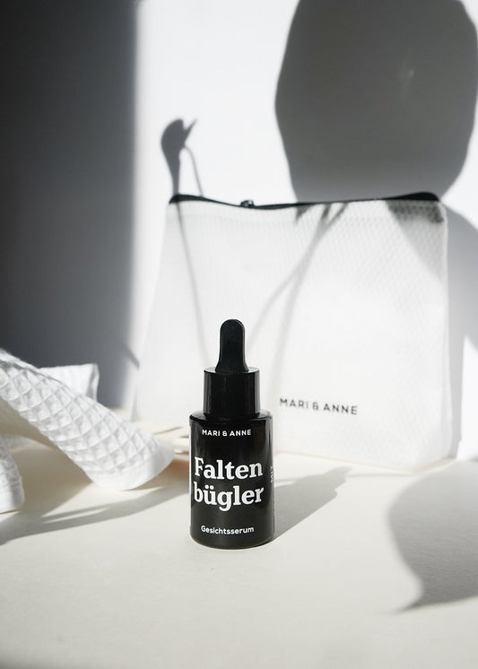 MARI & ANNE „Faltenbügler“