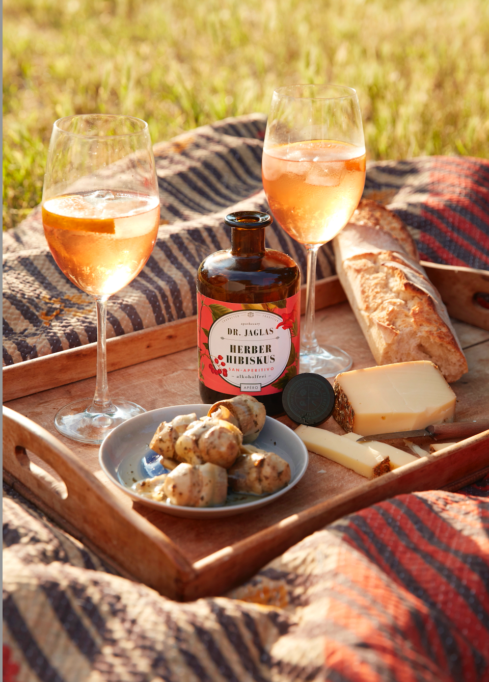 Dr. Jaglas „Herber Hibiskus“ alkoholfreier Aperitif Spirituose