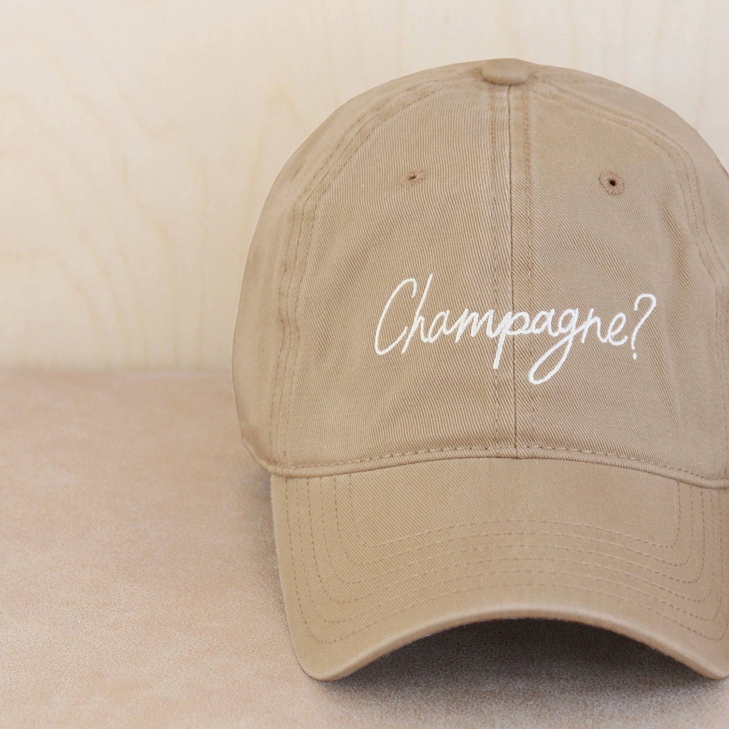 AlphabetBags - Champagner? - Baumwoll-Baseballkappe