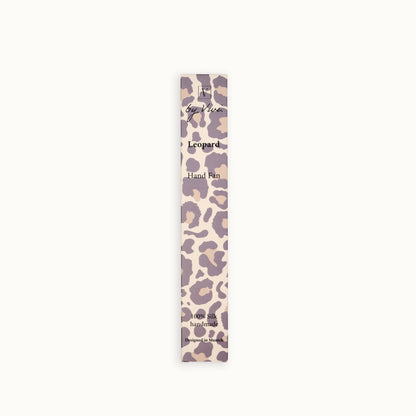 By-Vivi Fächer Leopard