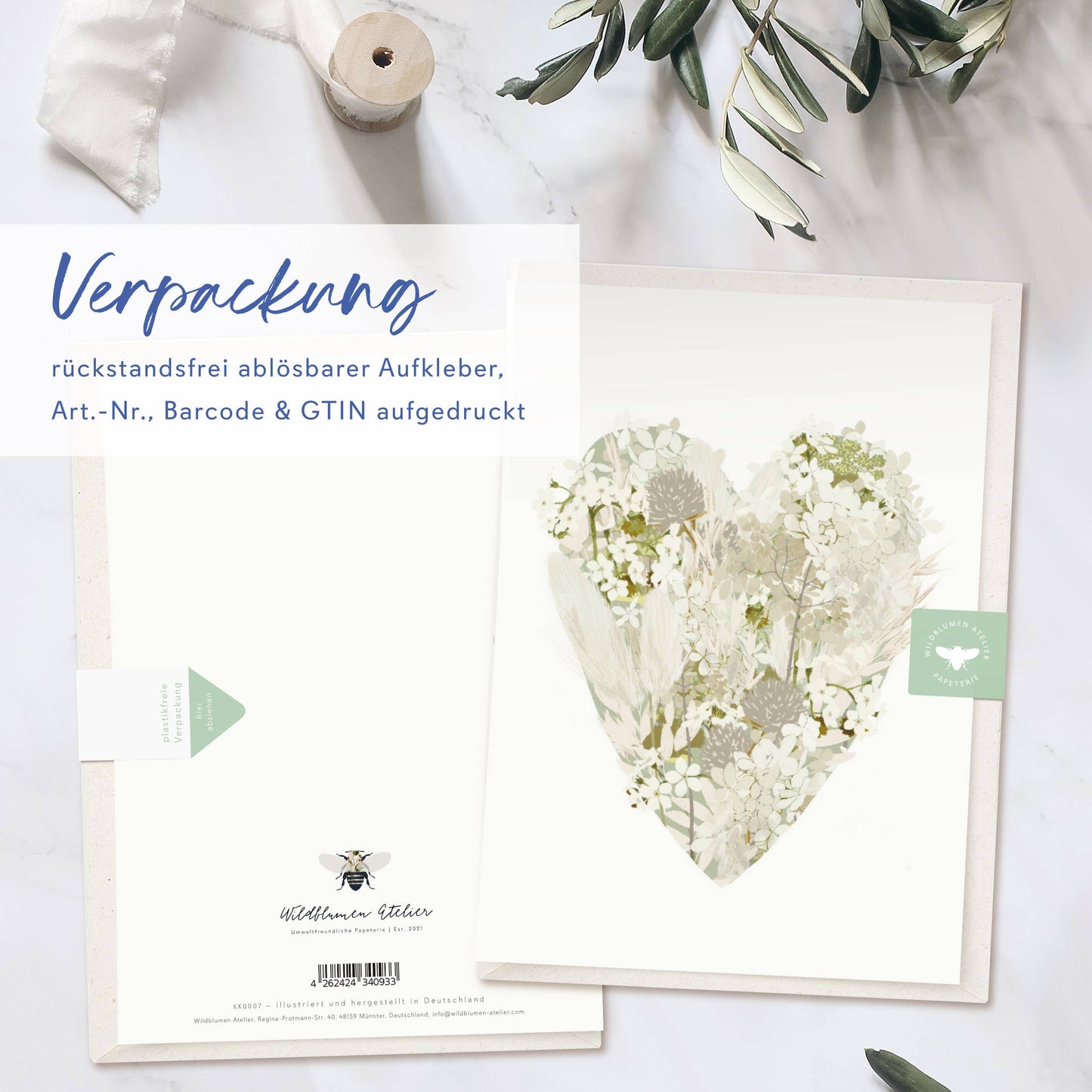 Wildblumen Atelier Klappkarte Herz aus crémefarbenen Blumen