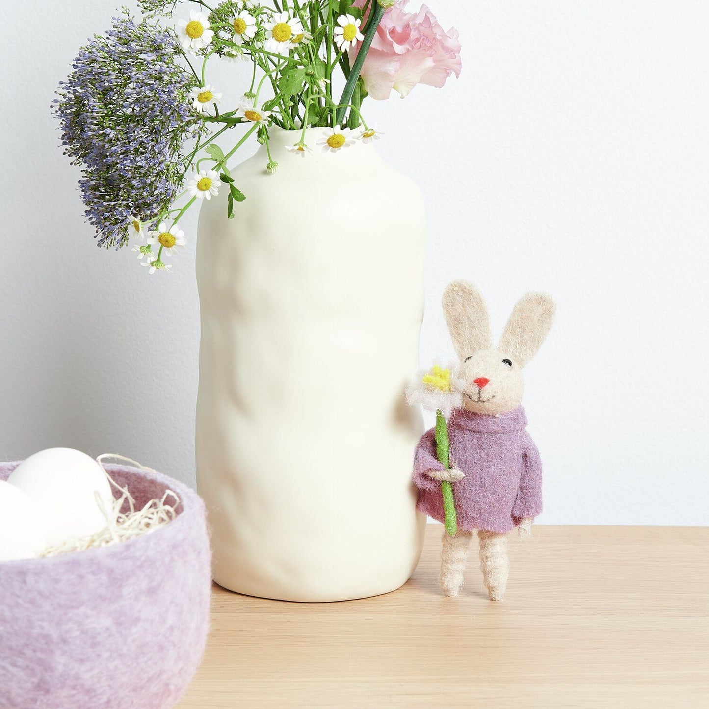 RicoDesign Osterdeko Hase mit Blume