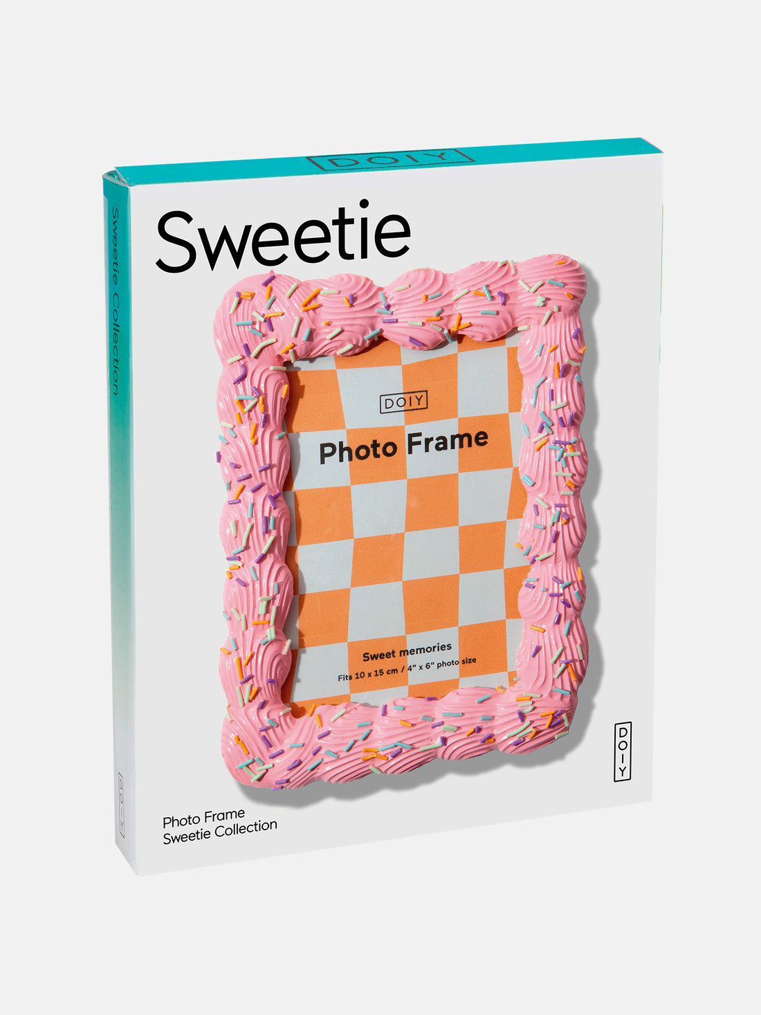DOIY Bilderrahmen „Sweetie“ in rosa mit bunten Streuseln für süße Erinnerungen im modernen Design.