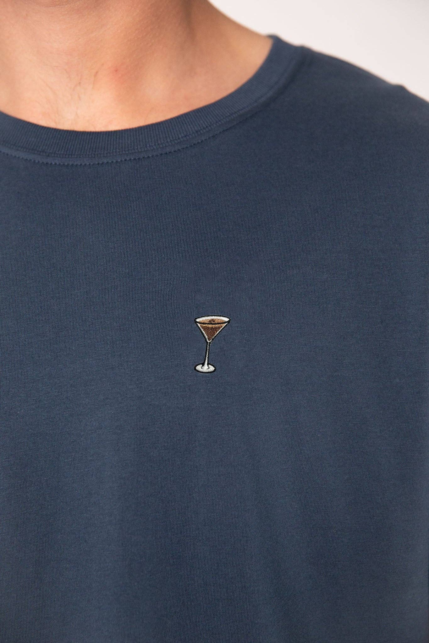 Espresso Martini| Besticktes Männer Bio Baumwoll T-Shirt