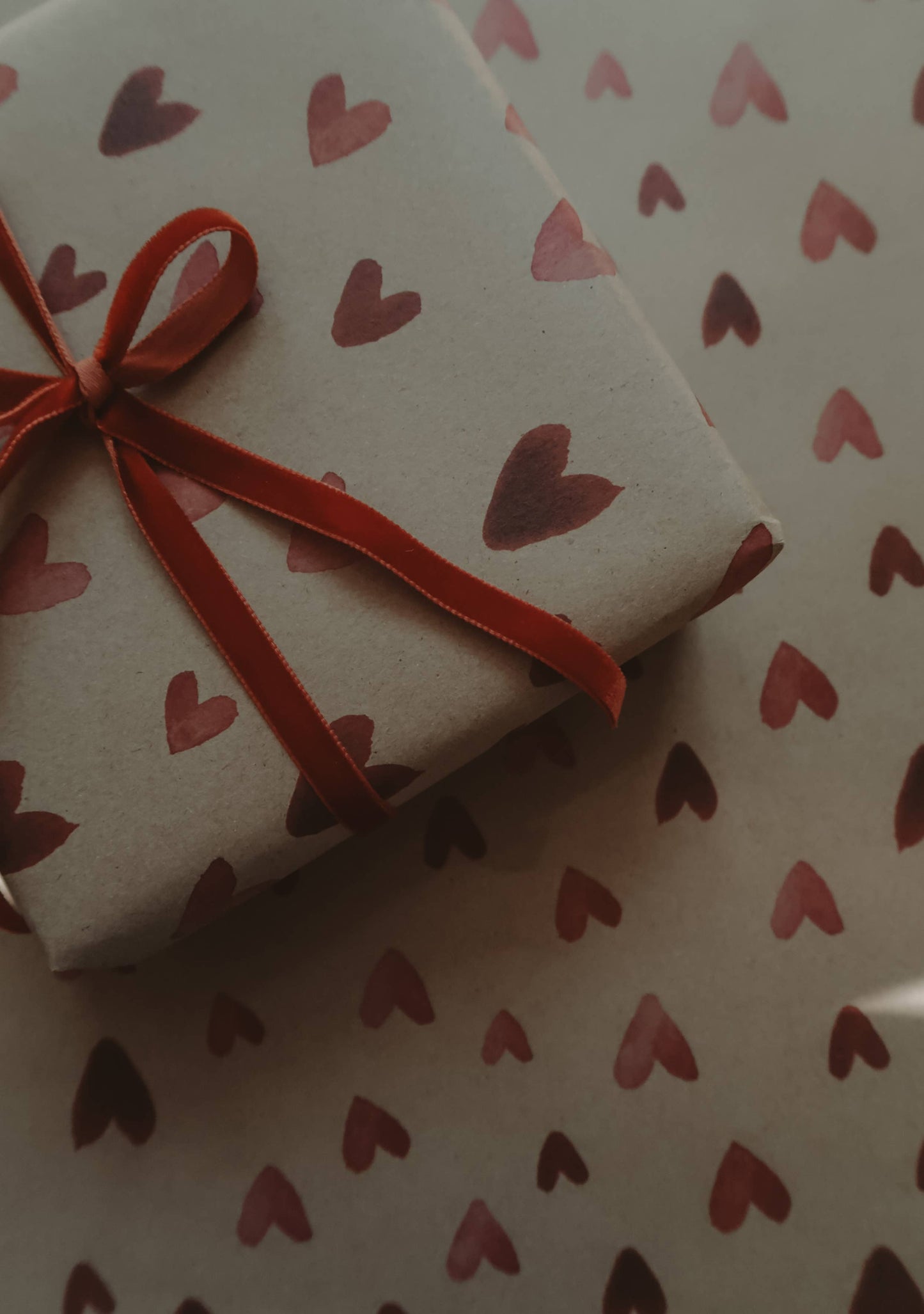 My Designpicture RED HEARTS Kraft-Geschenkpapier Bogen