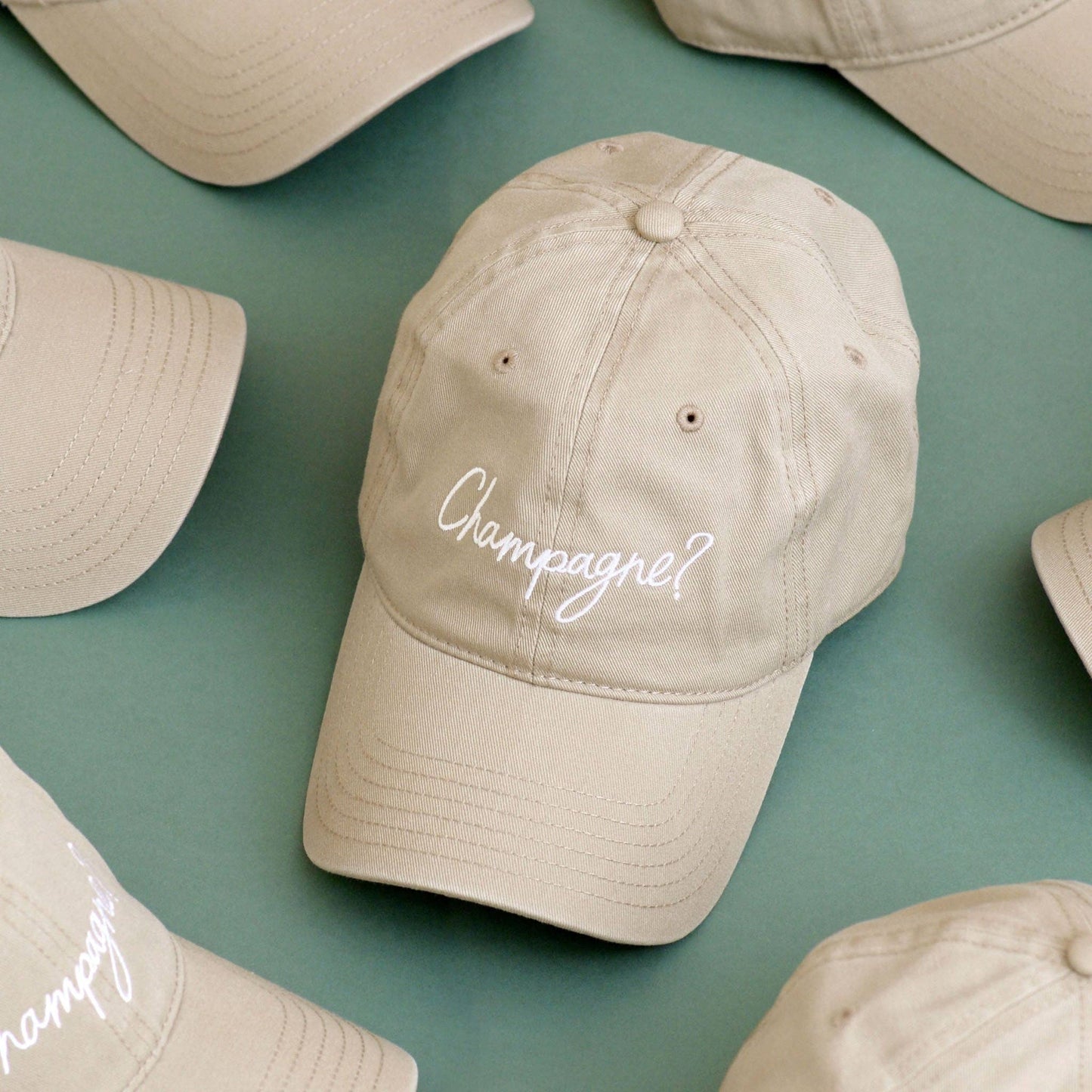 AlphabetBags - Champagner? - Baumwoll-Baseballkappe