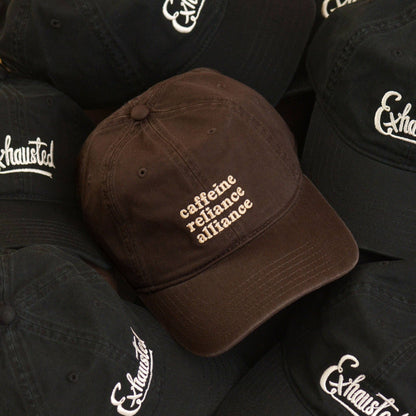 AlphabetBags  - caffeine reliance alliance - Baumwoll-Baseballkappe