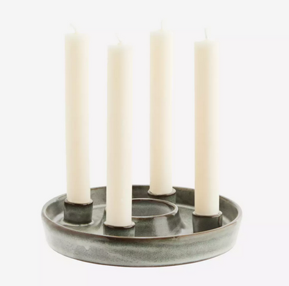 Madam Stoltz Adventskerzenhalter